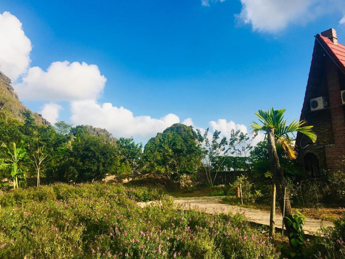 Отель Trang An Secret Garden Ниньбинь Экстерьер фото